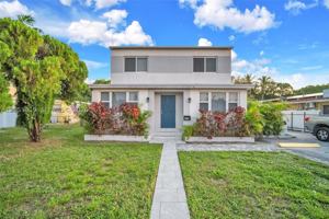 featured image of 3030 Nw 16th St #1