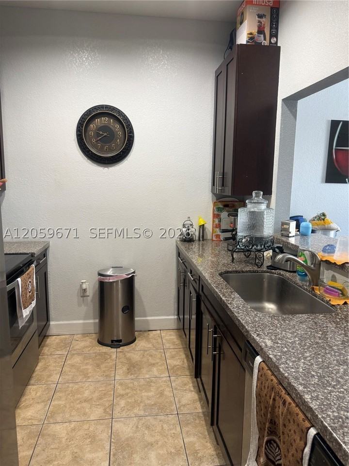 23716 Sw 111th Ct - Photo 6 of 9