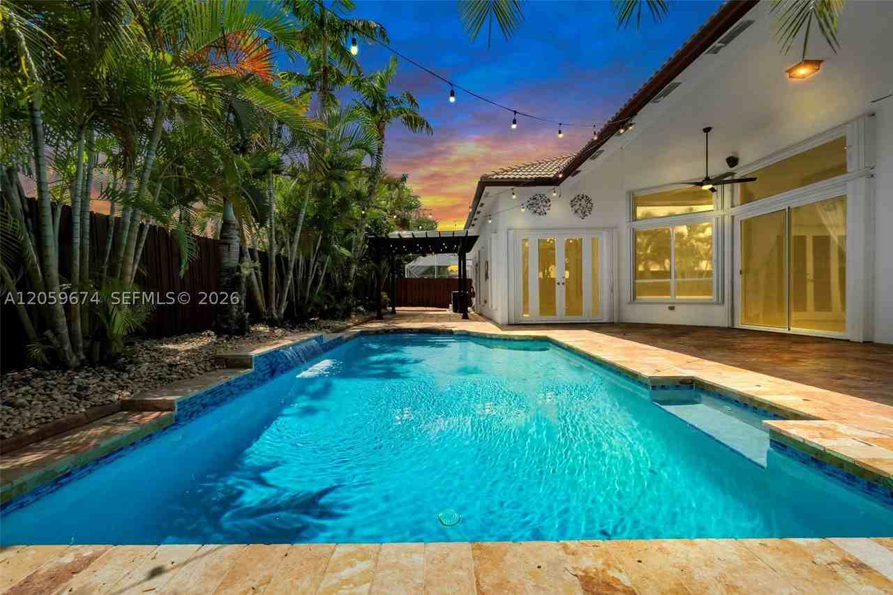 13746 Nw 21st St - Photo 2 of 34