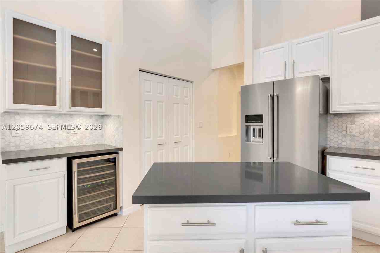 13746 Nw 21st St - Photo 6 of 34