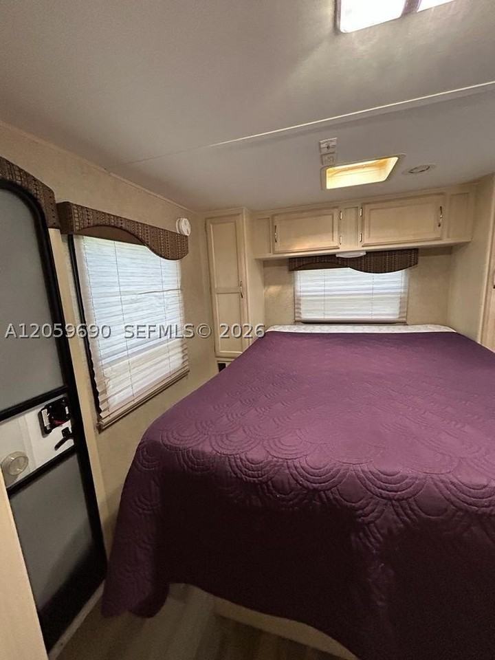 4360 Sw 22nd Ct #B - Photo 3 of 5