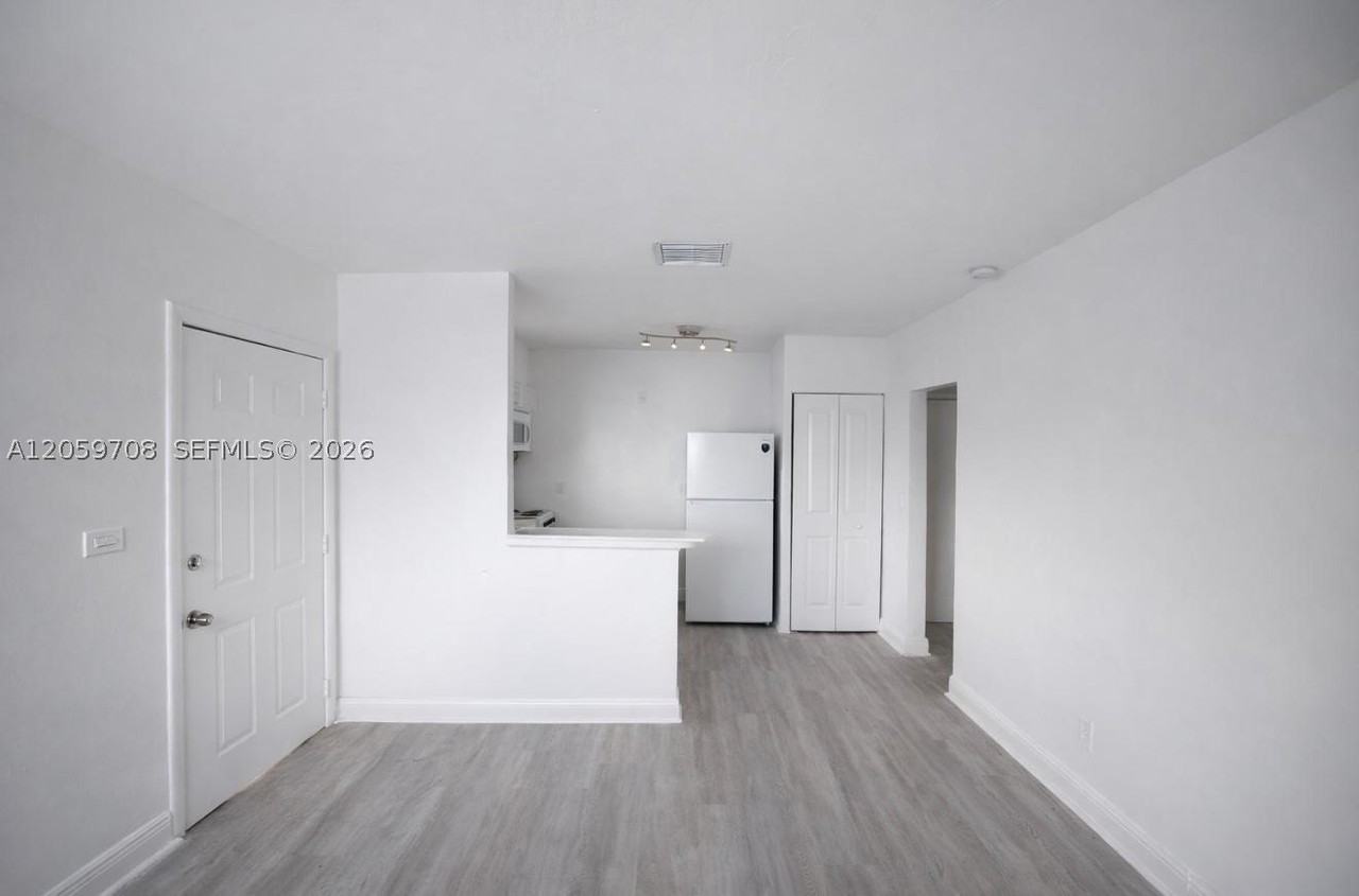 1070 Ne 80th St #2 - Photo 2 of 6
