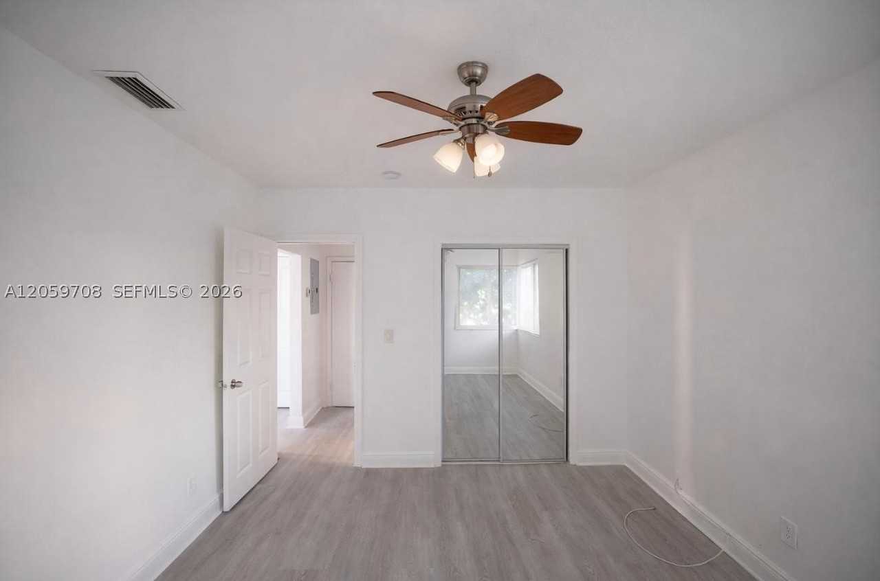 1070 Ne 80th St #2 - Photo 6 of 6