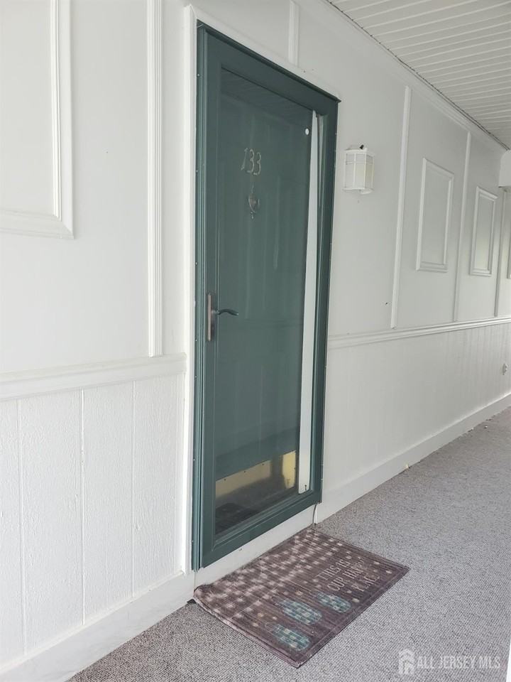 133 Rachel Ct - Photo 2 of 14
