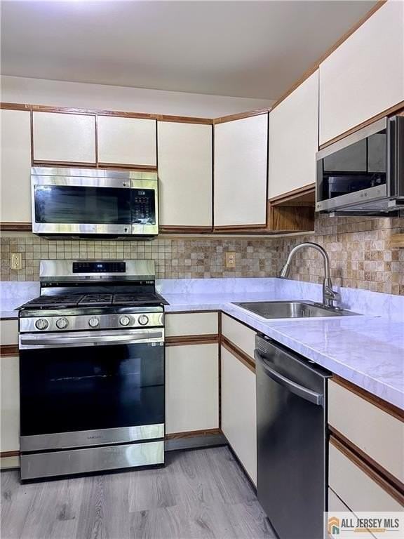 1211 Woodhaven Dr #1211 - Photo 5 of 16