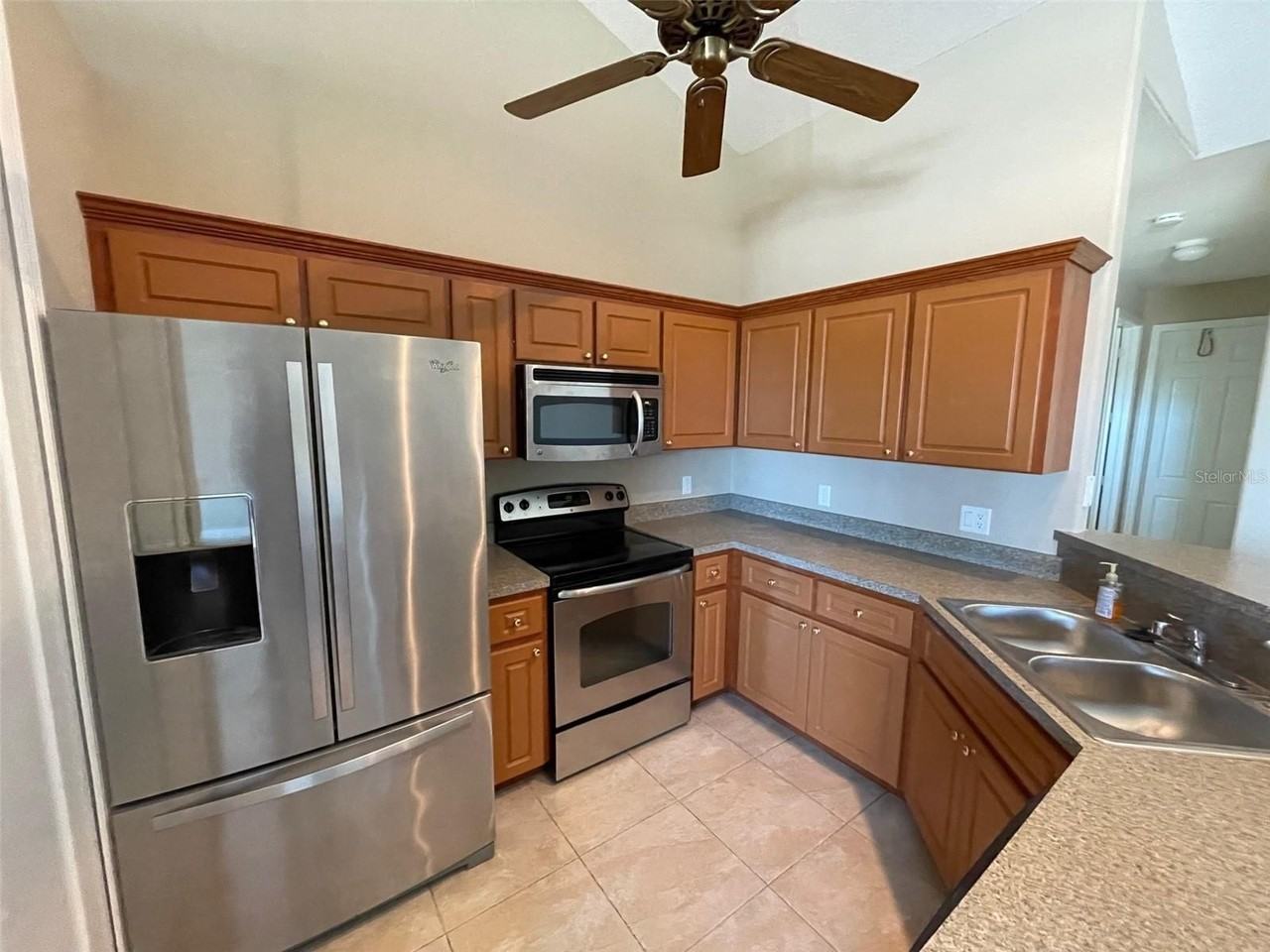 10365 Pendleton Ave - Photo 2 of 9