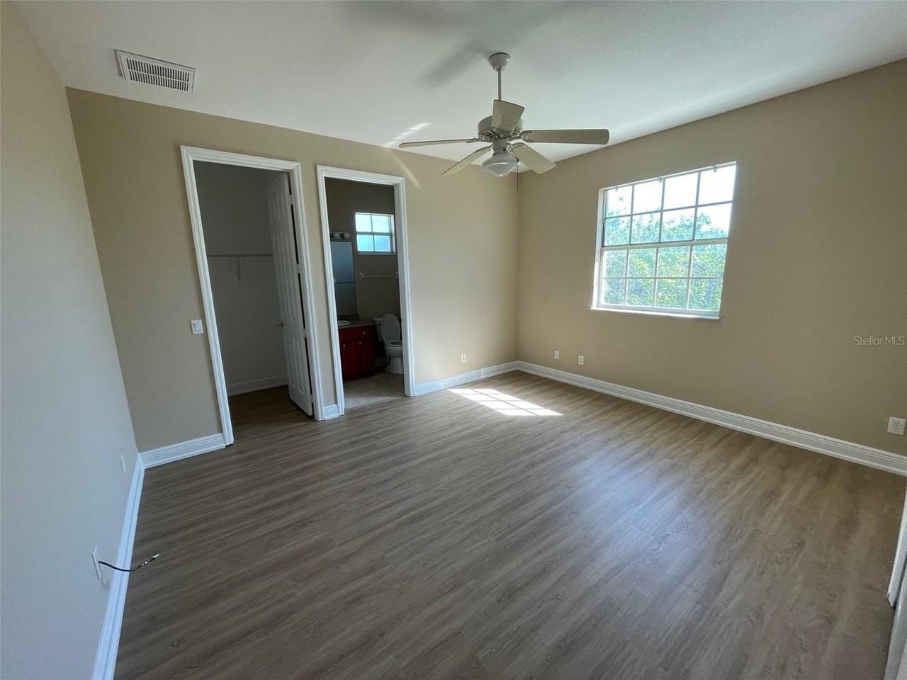 10365 Pendleton Ave - Photo 7 of 9