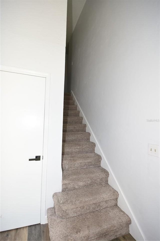 4 Southbury Ct #4 - Photo 3 of 30