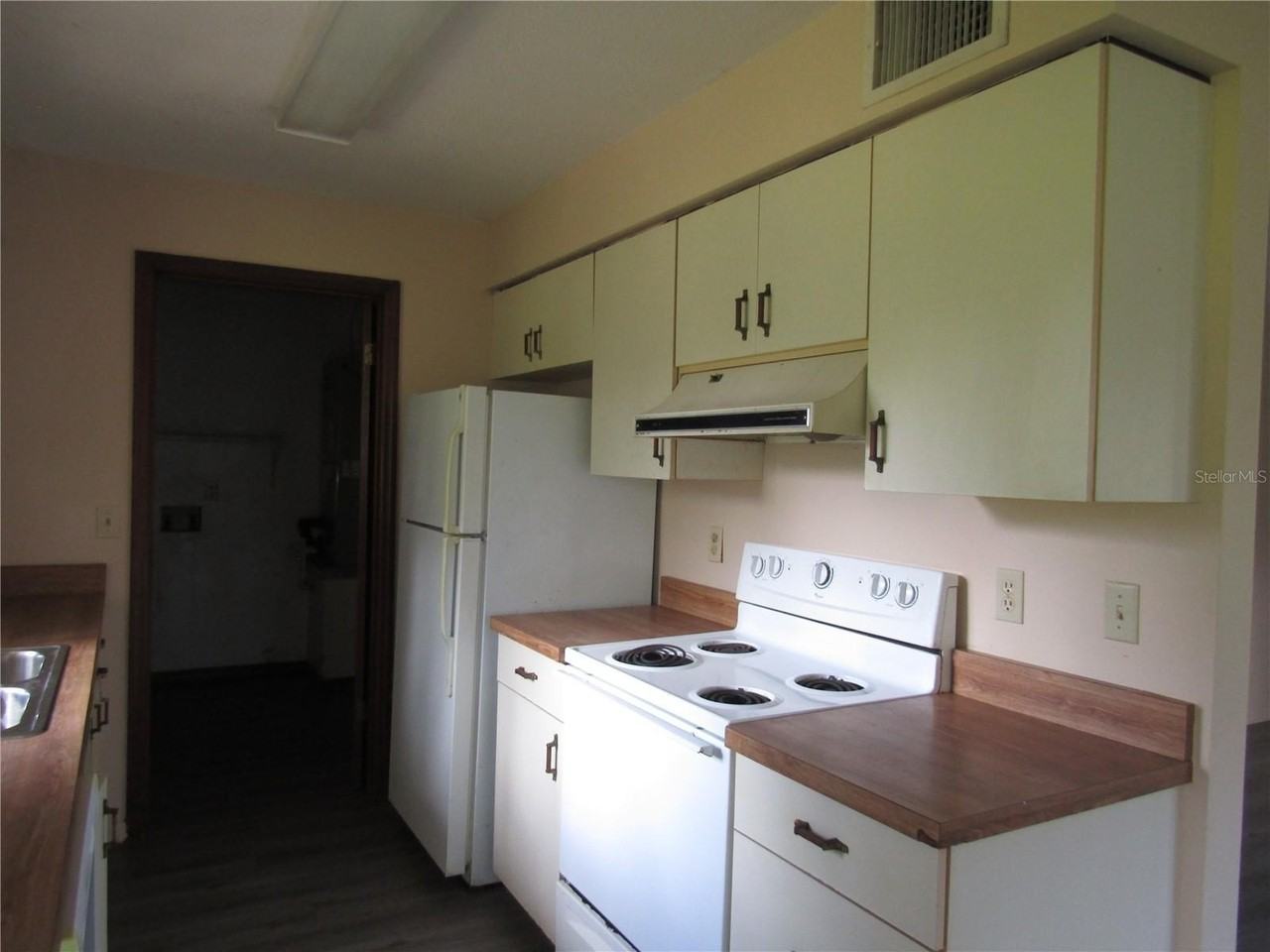 993 Foote St - Photo 3 of 11