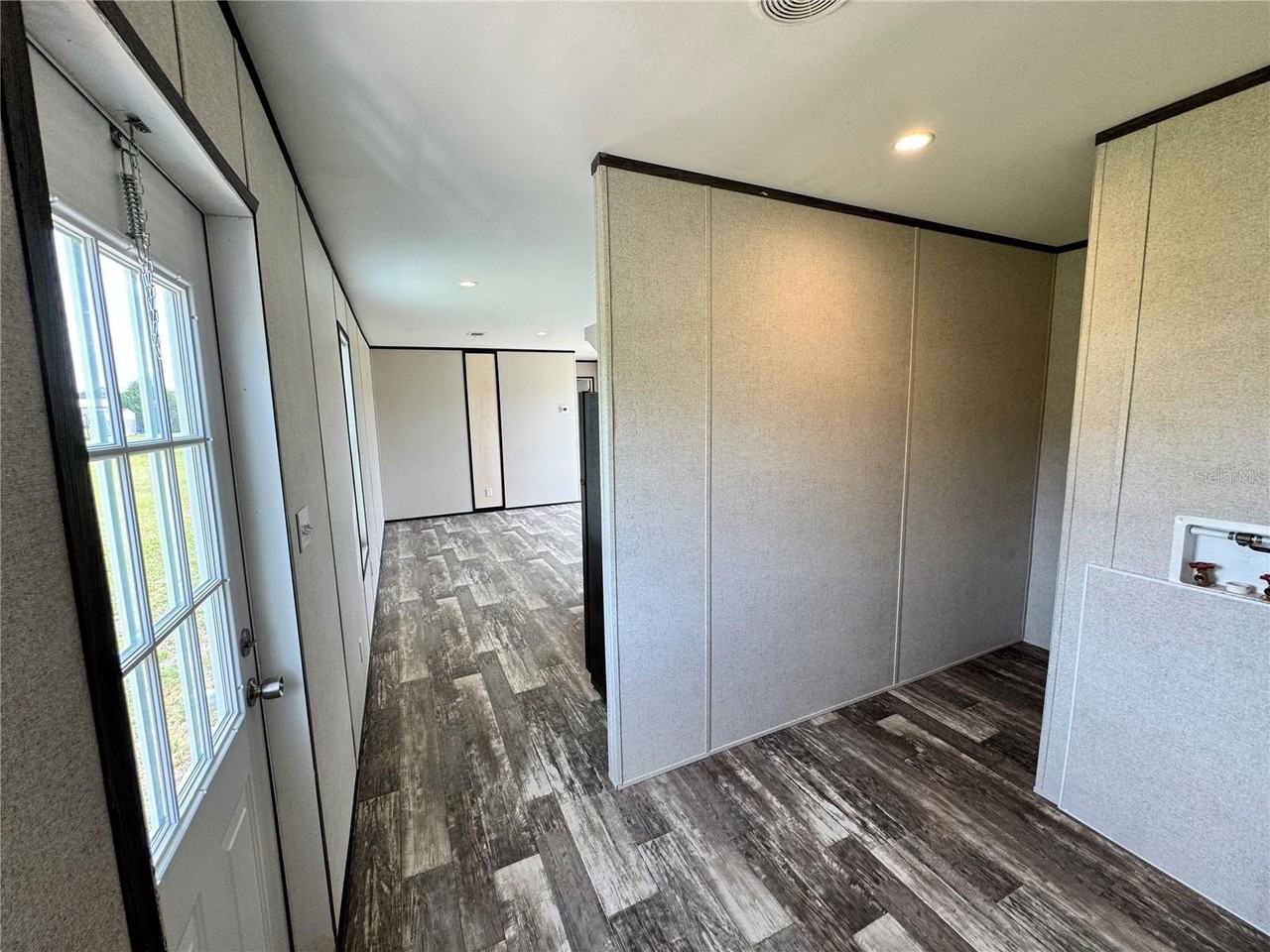 1115 Nw 12th Ln - Photo 5 of 13