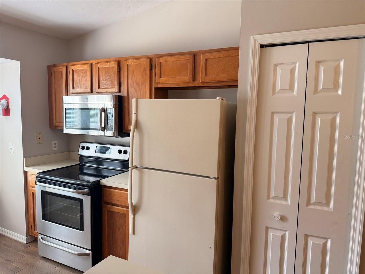 439 Nw 50th Blvd - Photo 7 of 29