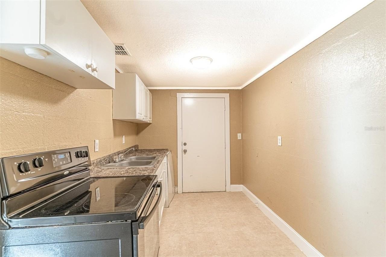 114 E Northside Dr #3 - Photo 6 of 11