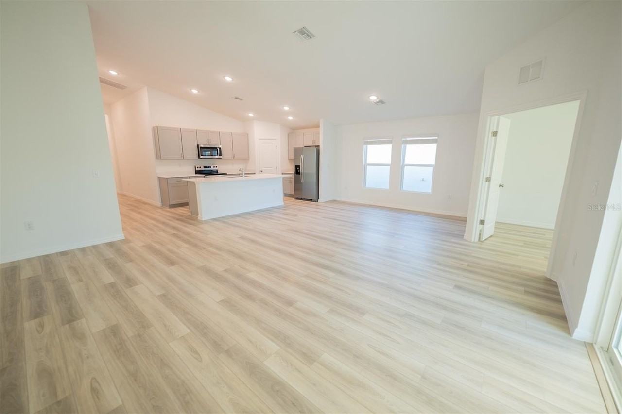 4124 River Beacon Blvd - Photo 7 of 50