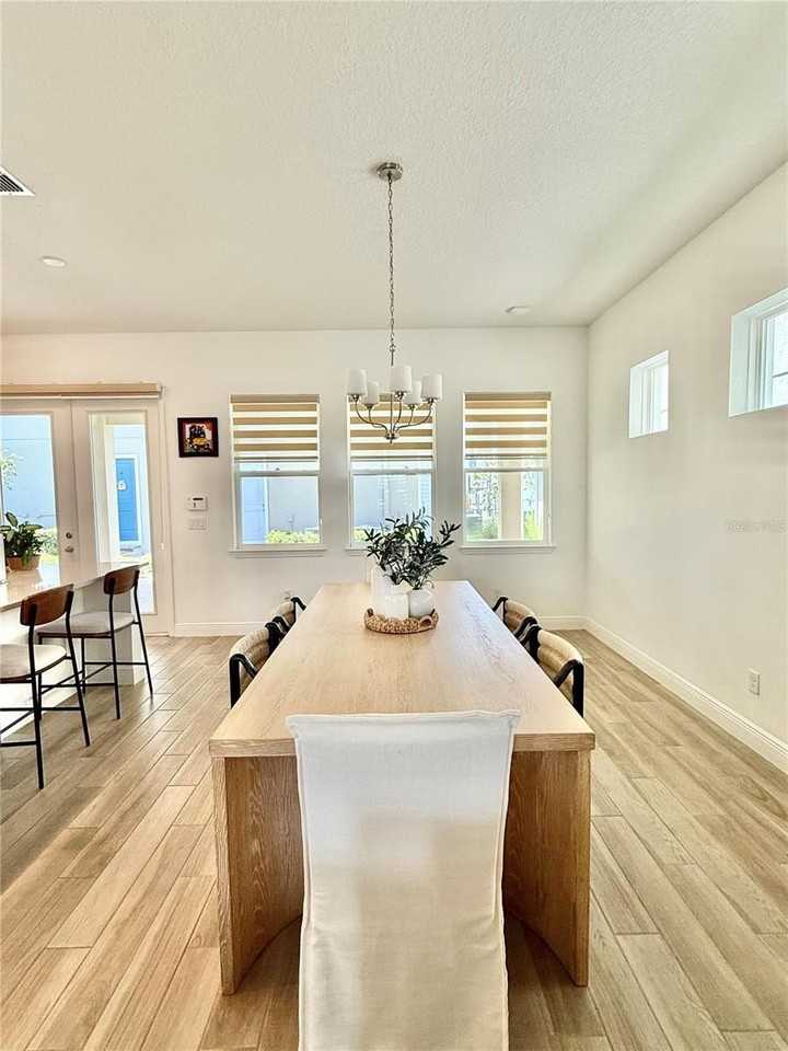 9922 Rodbell St - Photo 4 of 36