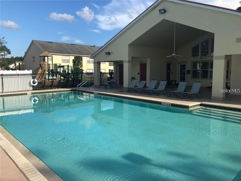 2866 Club Cortile Cir #B - Photo 6 of 23