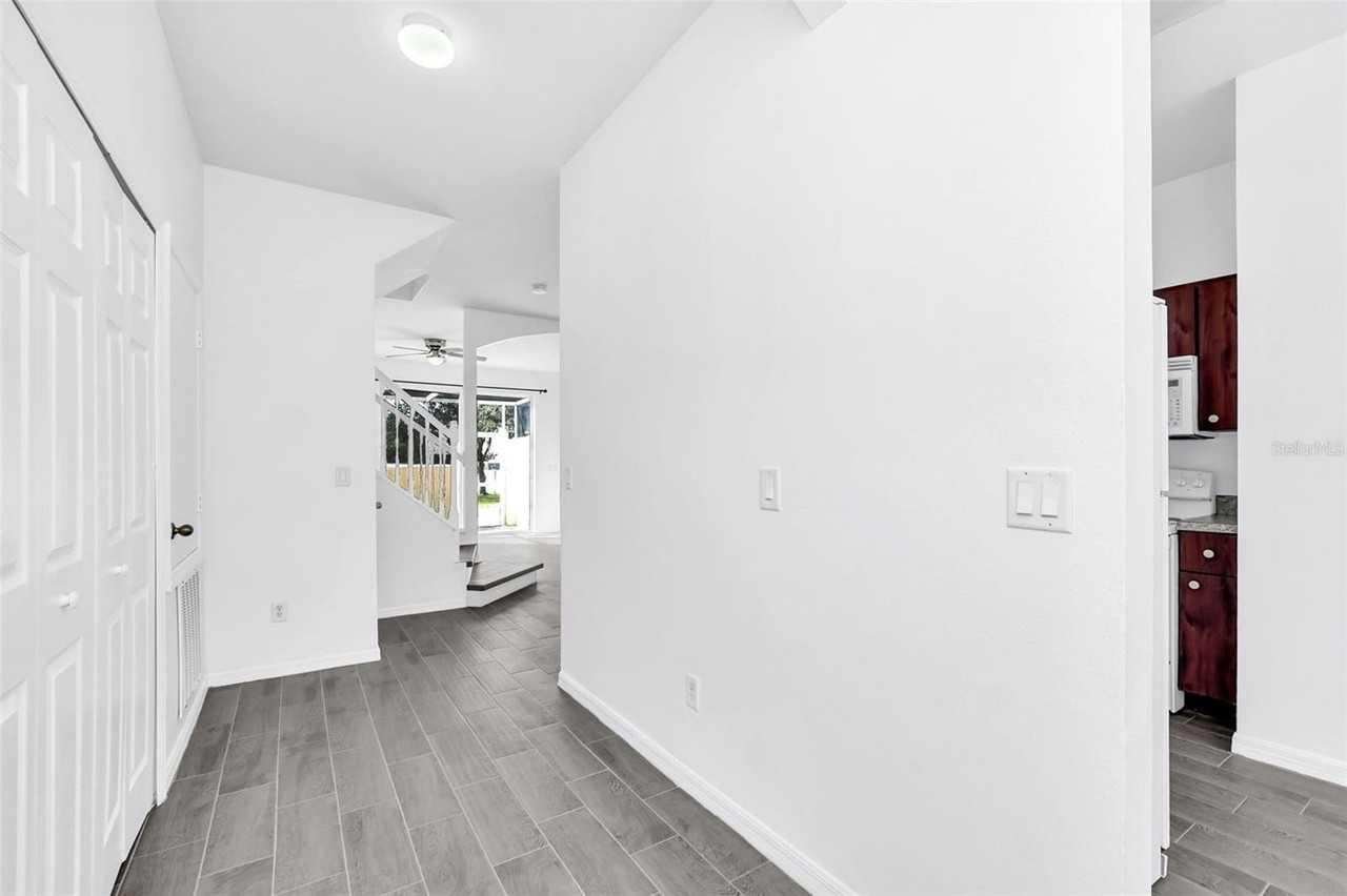 1160 S Beach Cir - Photo 4 of 26