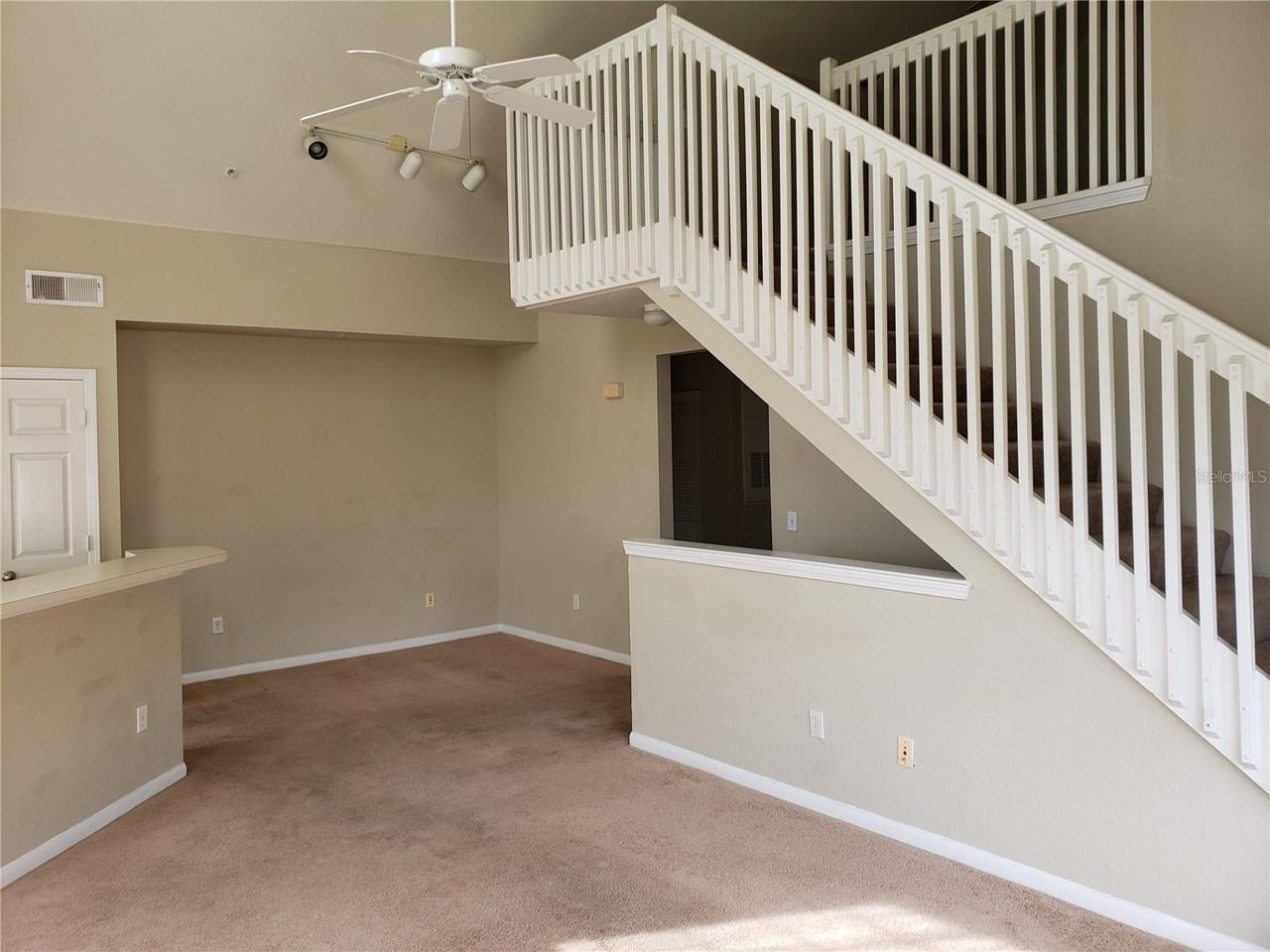 9069 Lee Vista Blvd #1210 - Photo 2 of 14