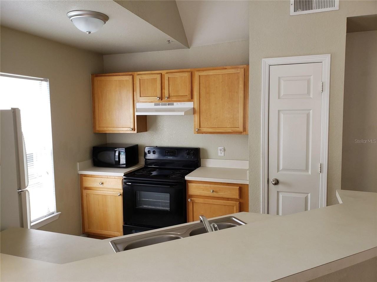 9069 Lee Vista Blvd #1210 - Photo 3 of 14