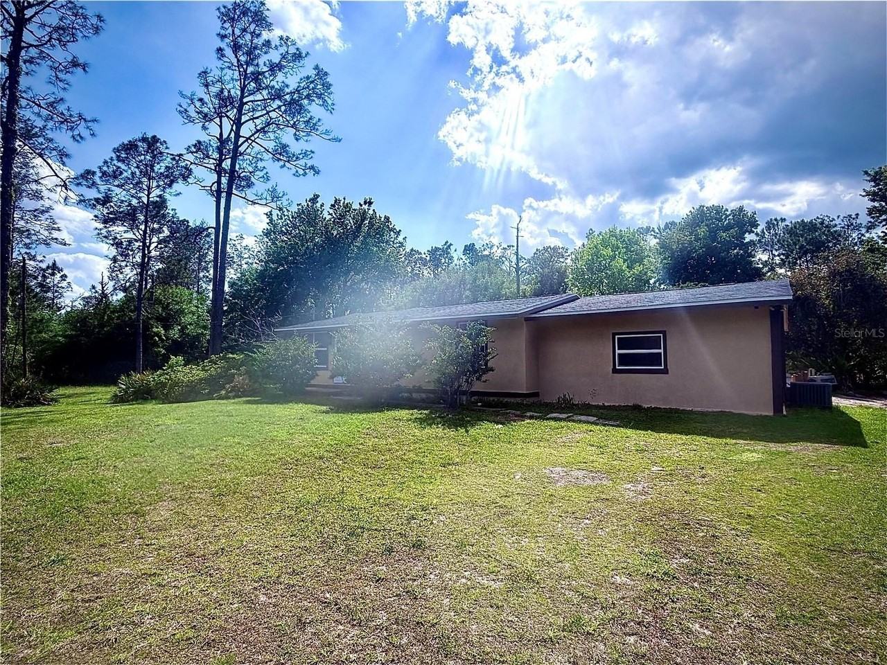 375 Pine Woods Rd