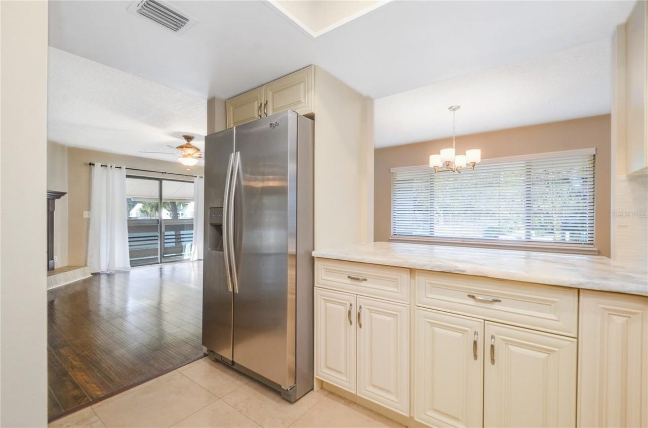 439 S Netherwood Cres #439 - Photo 6 of 15