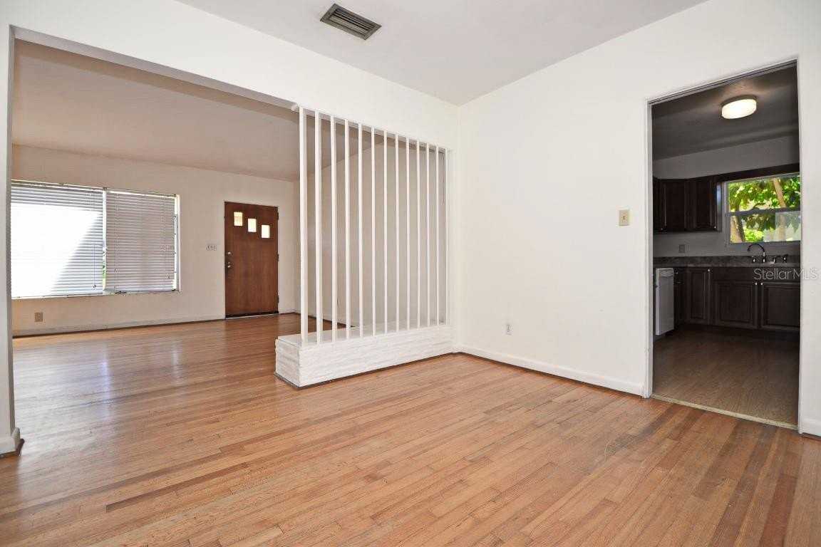 1337 Cumbie St - Photo 6 of 13