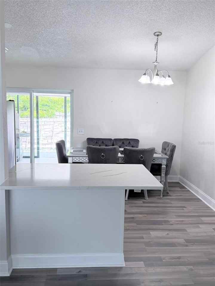 3237 London Ave - Photo 6 of 18