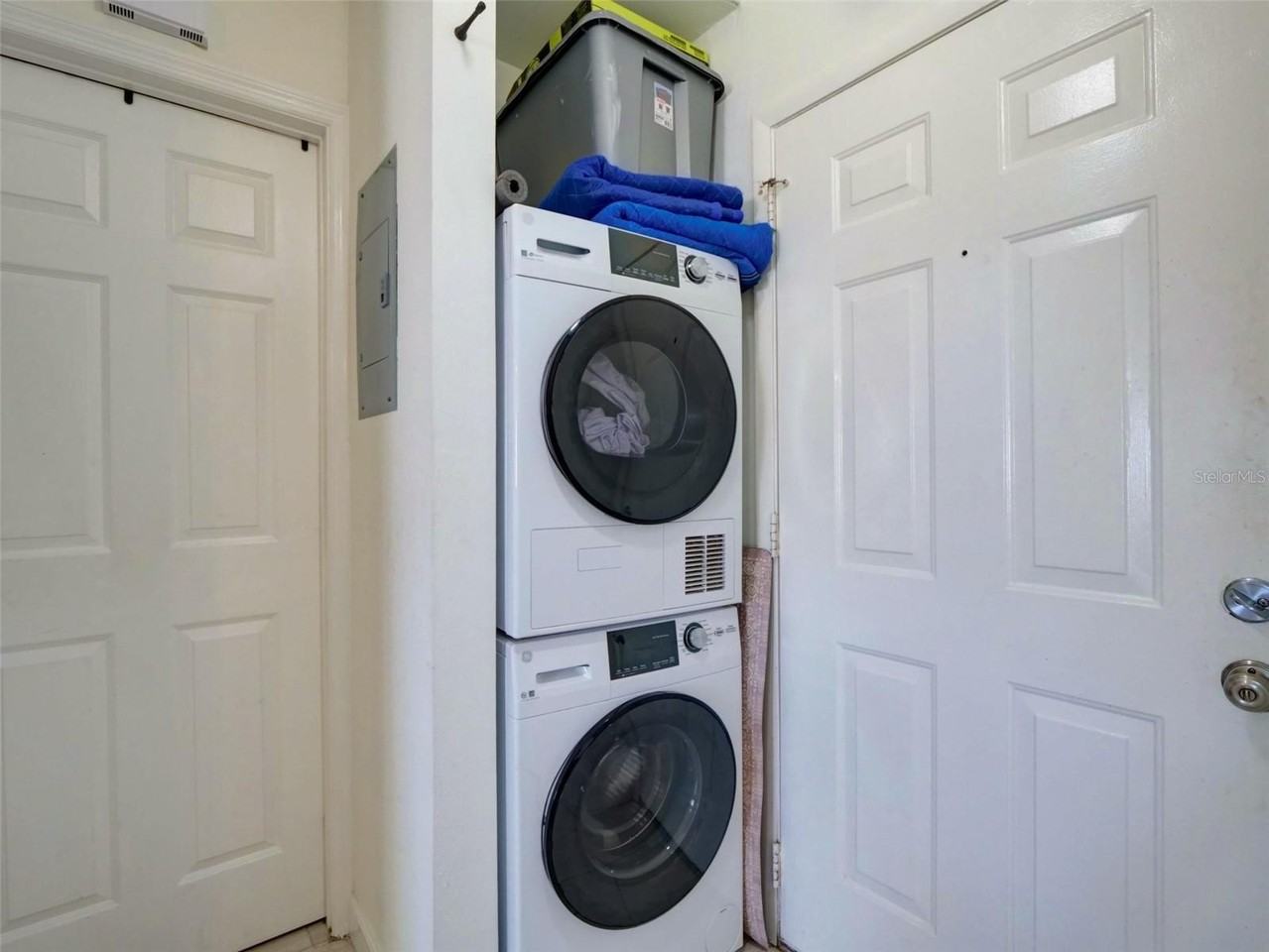 12131 Sand Pebble Way - Photo 4 of 26