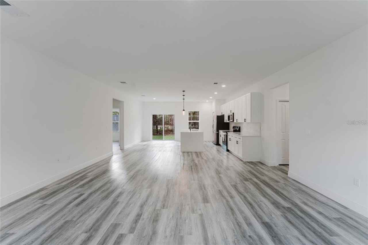 6732 Sw 132nd St - Photo 5 of 36