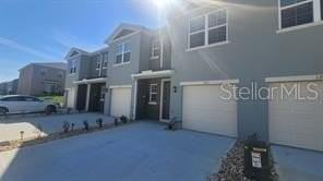 1215 Draintree St - Photo 2 of 18