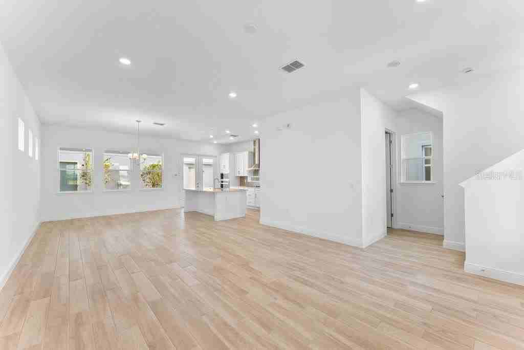 10115 Pearson Ave - Photo 5 of 38