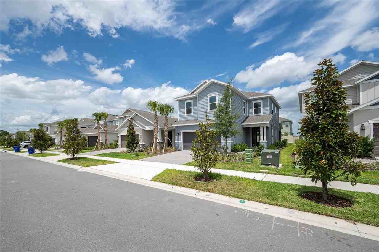 1029 Ladyfish Trl - Photo 3 of 37