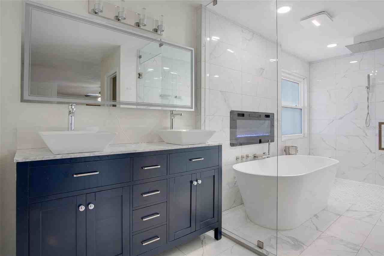 12661 Enclave Dr - Photo 7 of 17