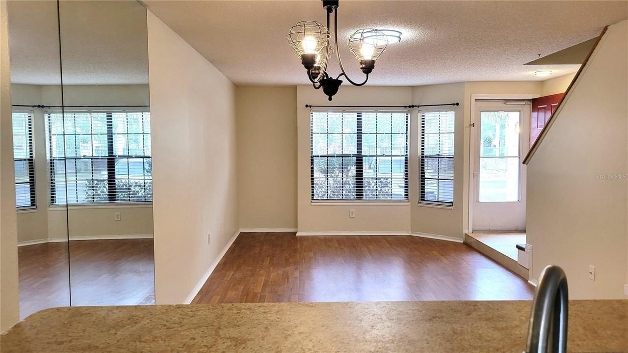 1178 N Fairway Dr #1178 - Photo 3 of 17