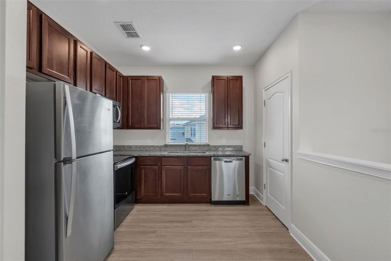 13770 Rosbash Aly - Photo 7 of 23