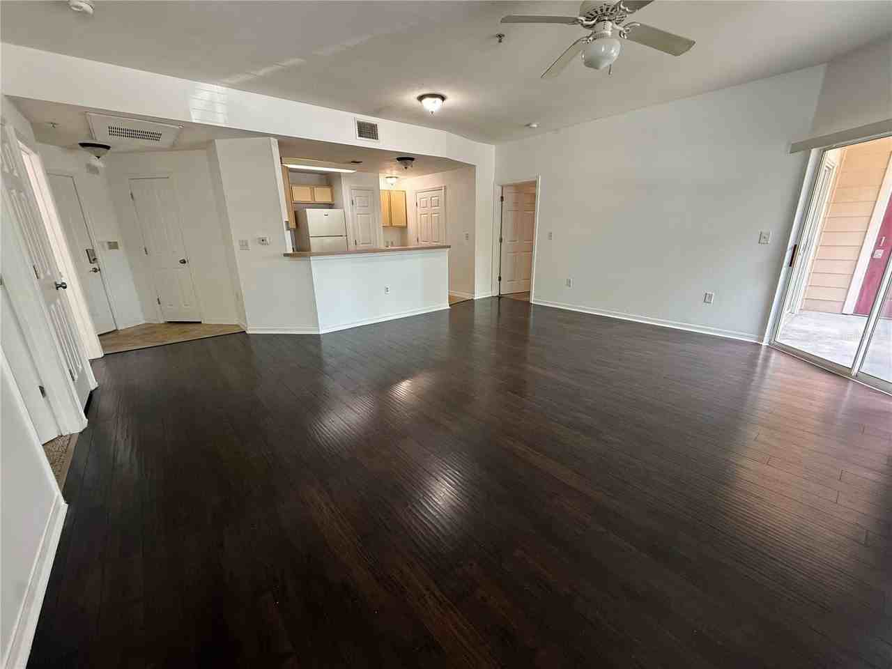 2015 Erving Cir #102 - Photo 5 of 9