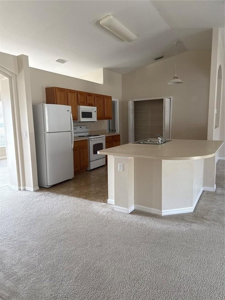 4725 Sw 100th St - Photo 7 of 22