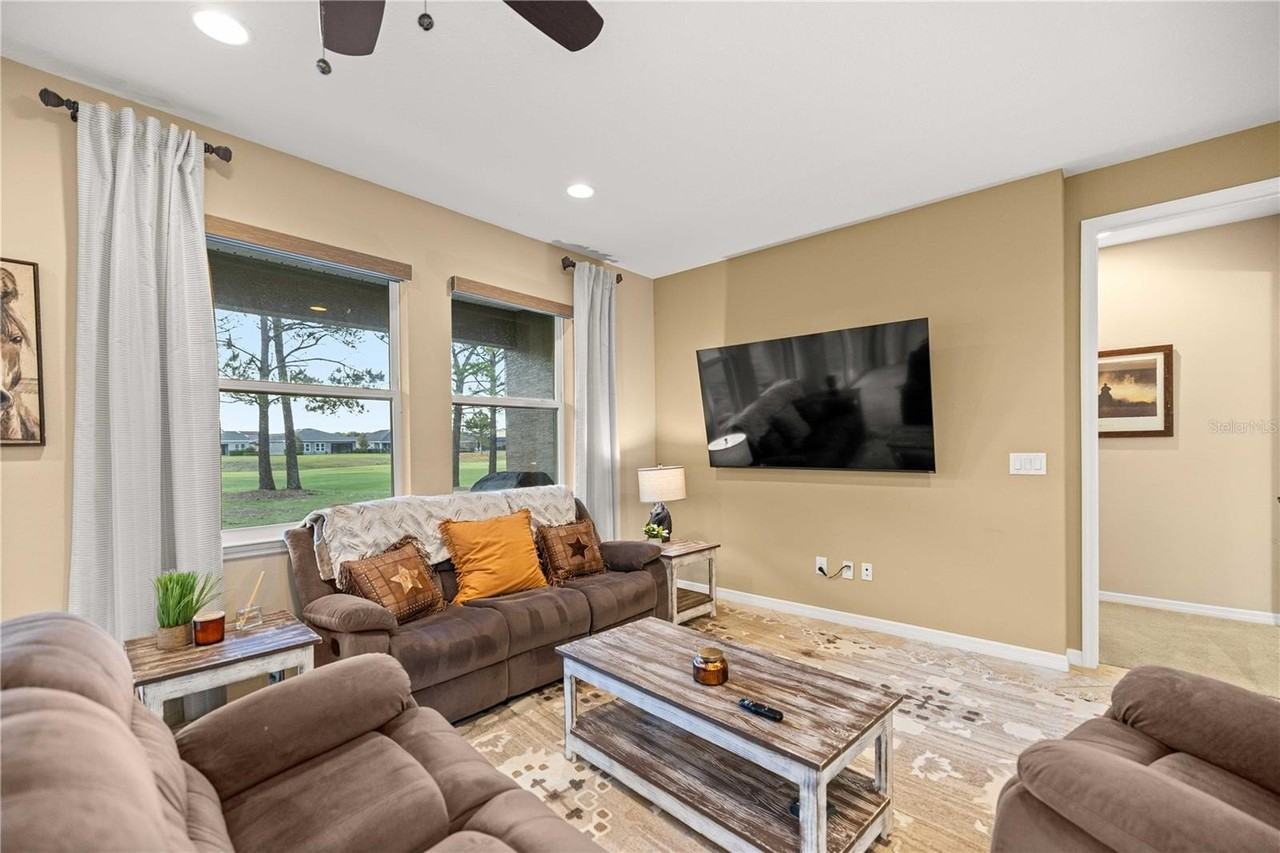 5471 Nw 34th St - Photo 4 of 50