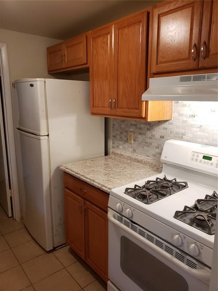 14430 Sw 34th Terrace Rd - Photo 3 of 10