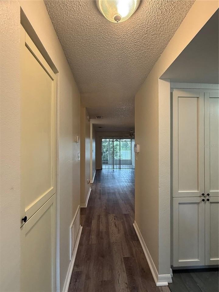 702 Country Ln Ne #702 - Photo 5 of 22