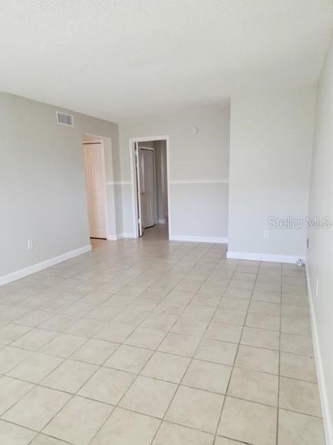 817 Sky Lake Cir #A - Photo 3 of 8