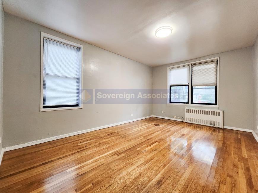 210 W 251st St - Photo 3 of 9