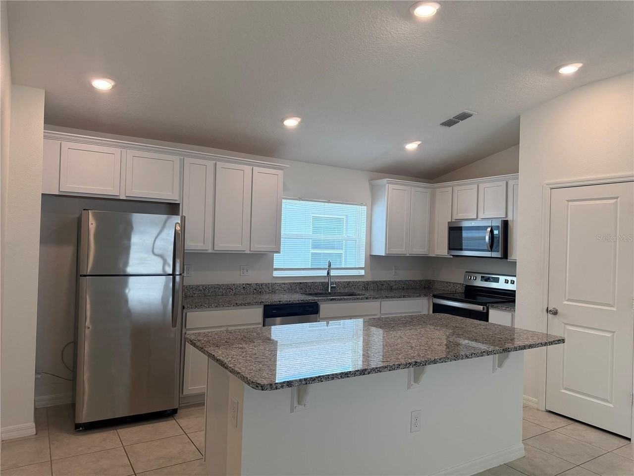 711 Scrub Oak Hammock Rd - Photo 6 of 25