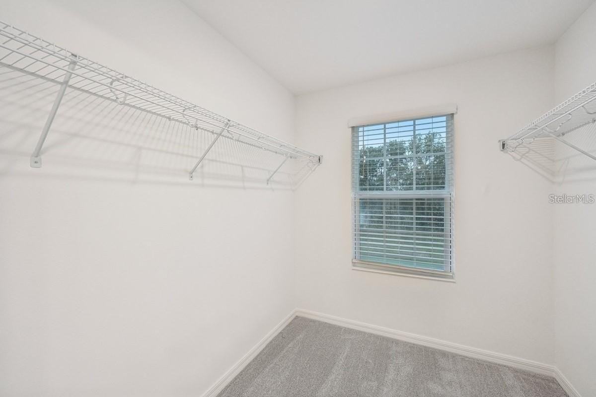 434 North Blvd - Photo 6 of 42