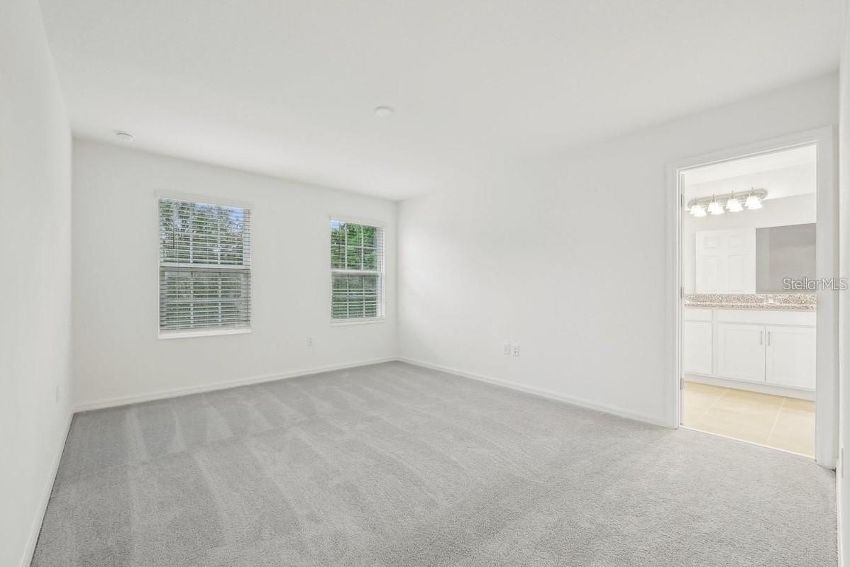 434 North Blvd - Photo 7 of 42