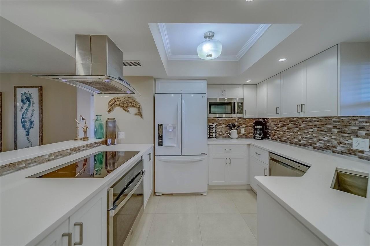3500 Gulf Blvd #409 - Photo 7 of 50