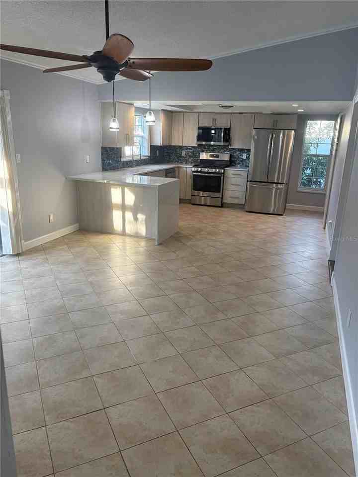 5784 Bay Pines Lakes Blvd - Photo 7 of 11