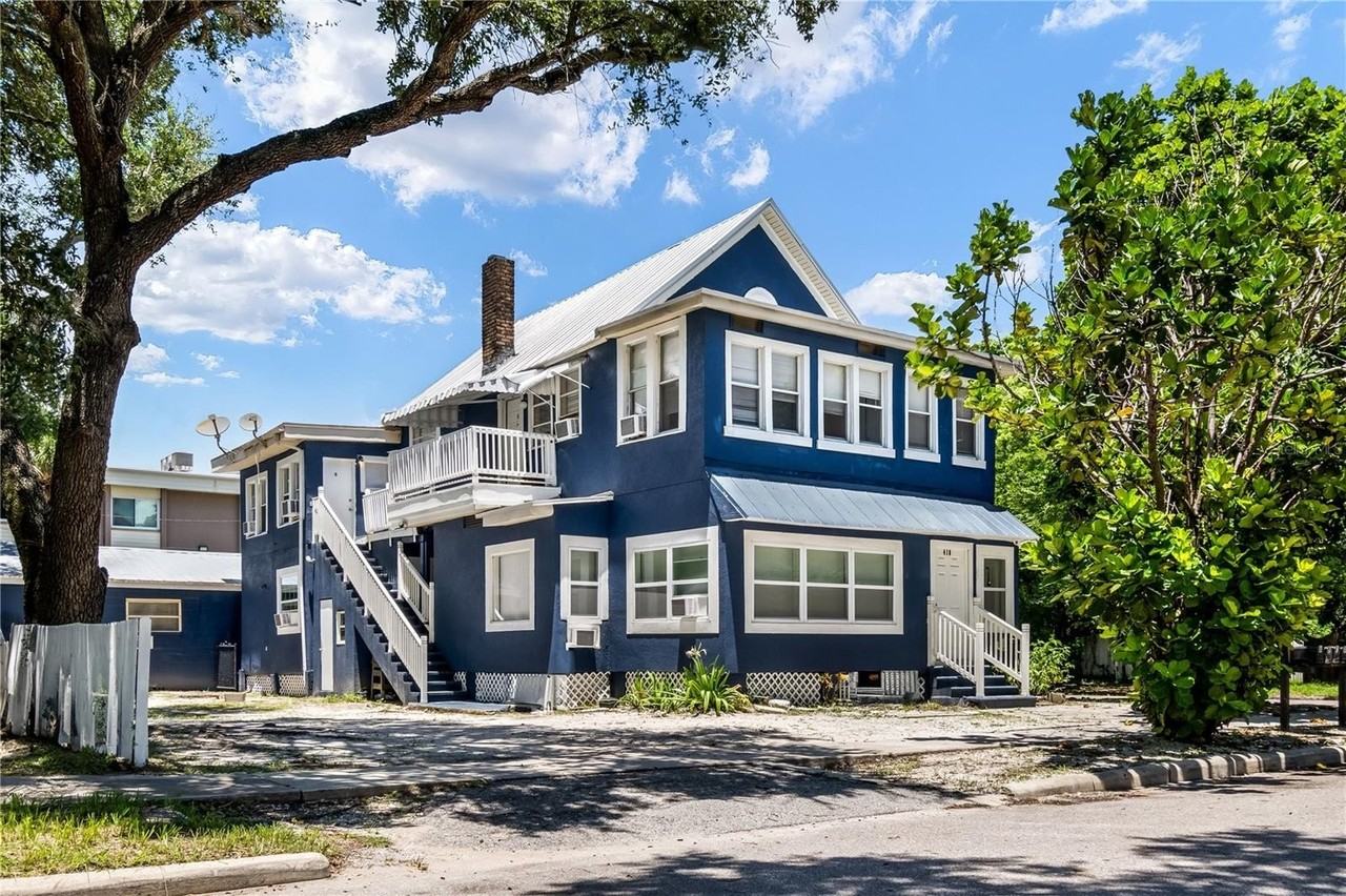 418 E Amelia Ave #C