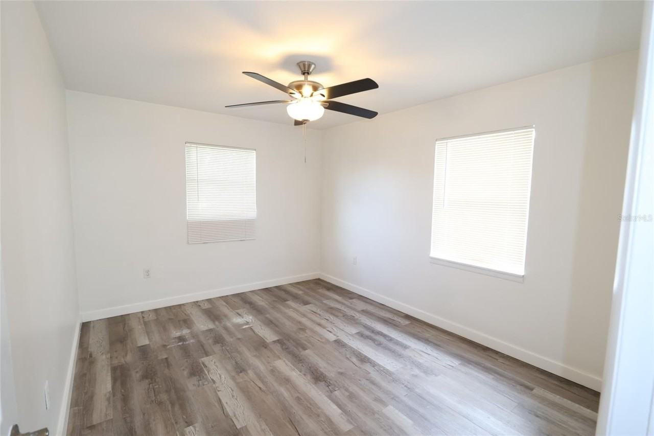 918 S Scenic Hwy - Photo 5 of 7
