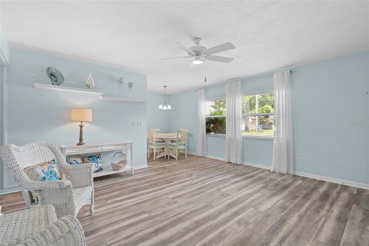 209 Ne Lincoln Cir N #109 - Photo 3 of 24