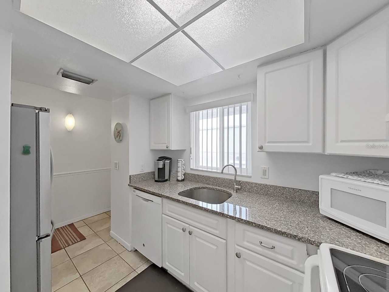 215 Valencia Blvd #213 - Photo 3 of 14